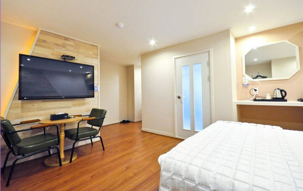 Songjeong Im Hotel Пусан Экстерьер фото